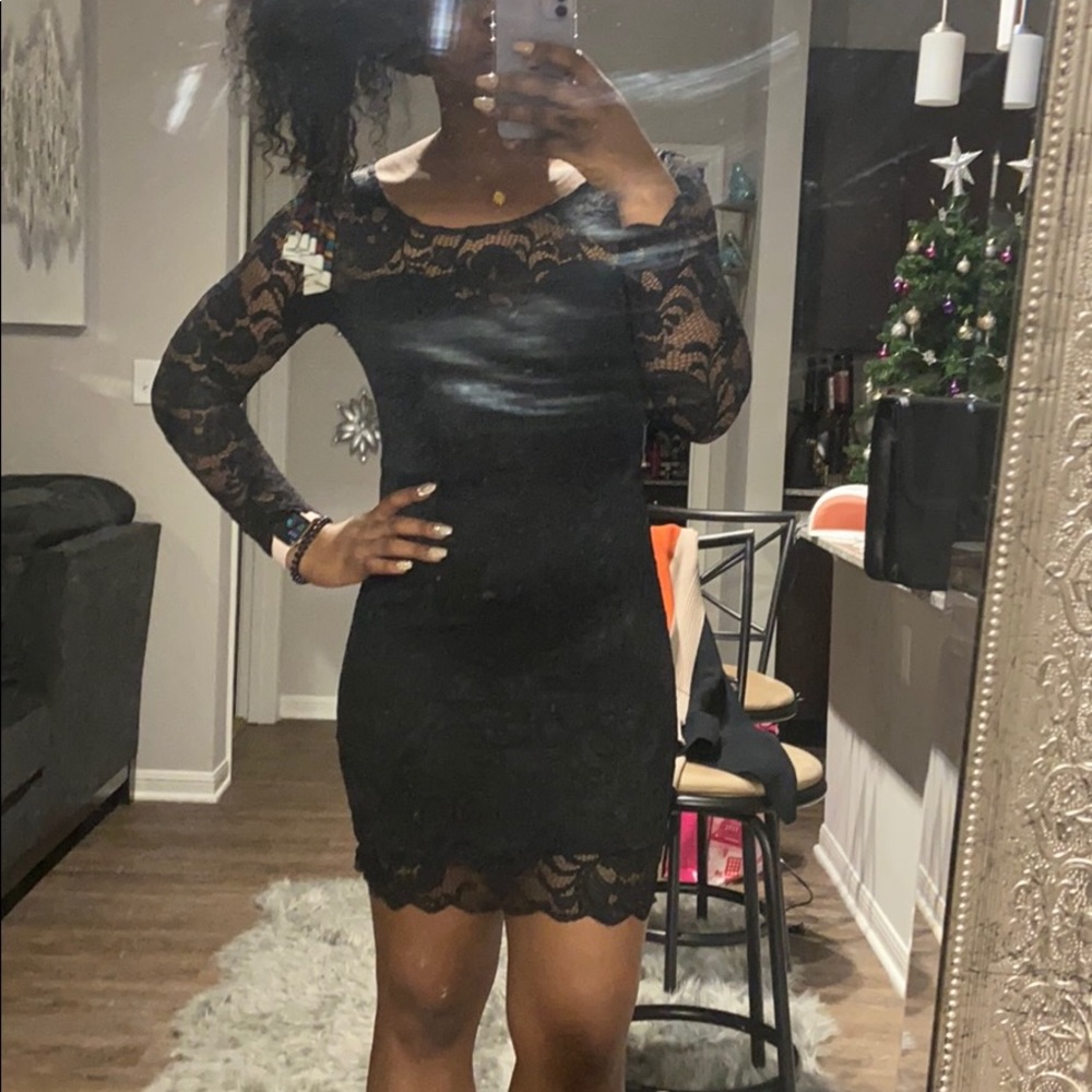 Black lace dress💕